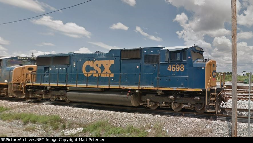 CSX 4698